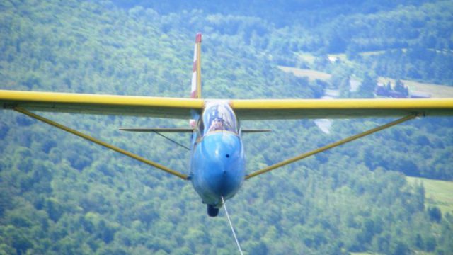plane in tow 2