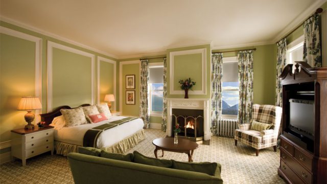 Omni-mtwash-omni-mount-washington-resort-guest-room-2-842×474