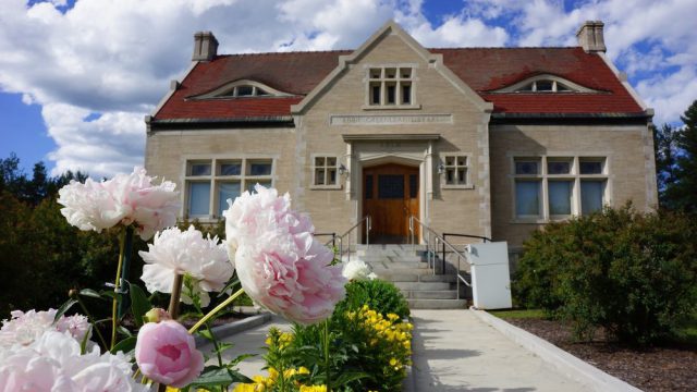 Abbie Greenleaf Library